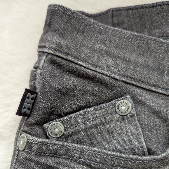 Rock & Republic Mid Rise Skinny Jeans, size 25 - Picture 5 of 8
